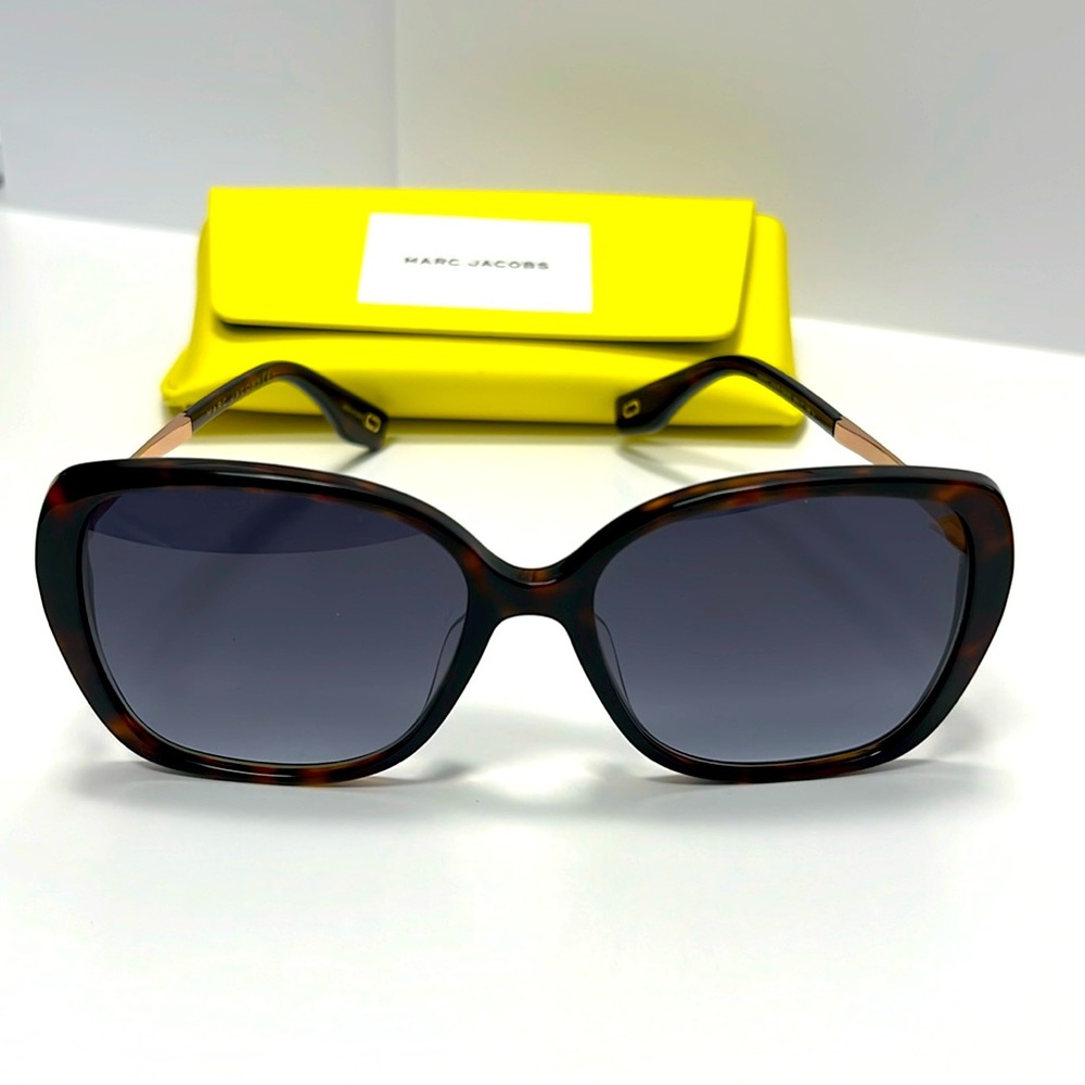 Matc Jacobs Sunglasses